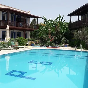https://paradise-garden-gumusluk-evleri.aegeanhotels.net